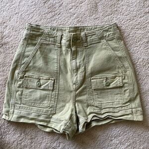 American Eagle Highest-Rise 90s Boyfriend  Shorts Size 2